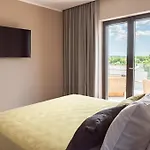 Vila Alessandro *